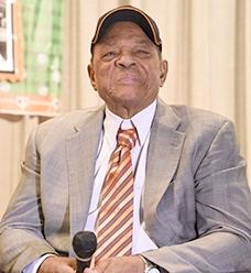 Harlem Street Renamed After Baseball Legend One-Time Harlem Resident Willie  Mays